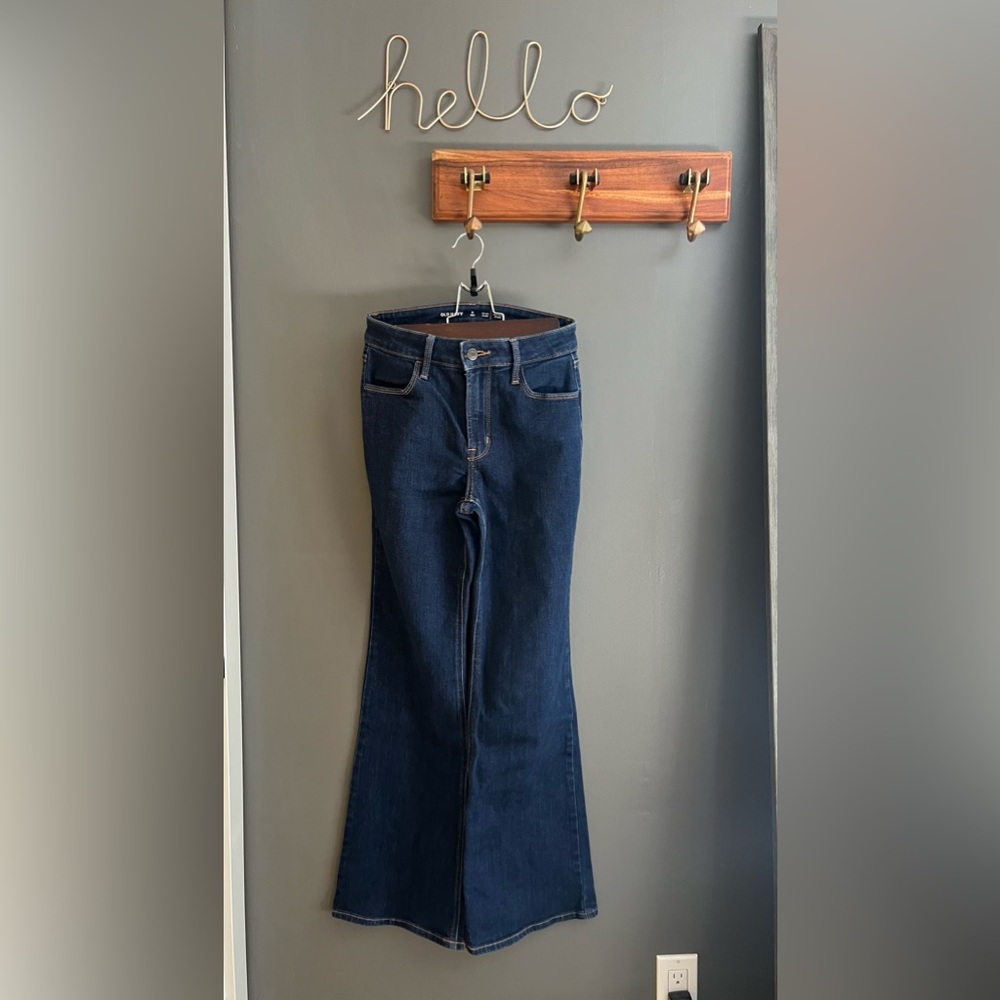Old Navy high rise flare, 0 short